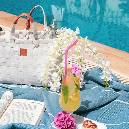 Ala Ξενοδοχείο 3*