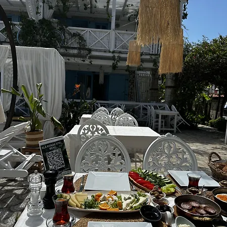 Ala Hotel